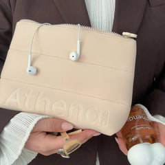Cloud Pouch Q0